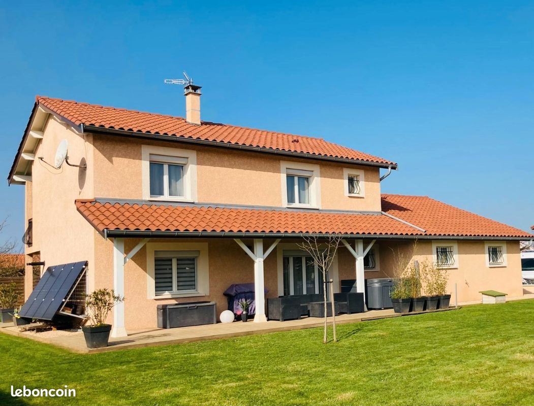 Maison à vendre, 145m², Mézériat