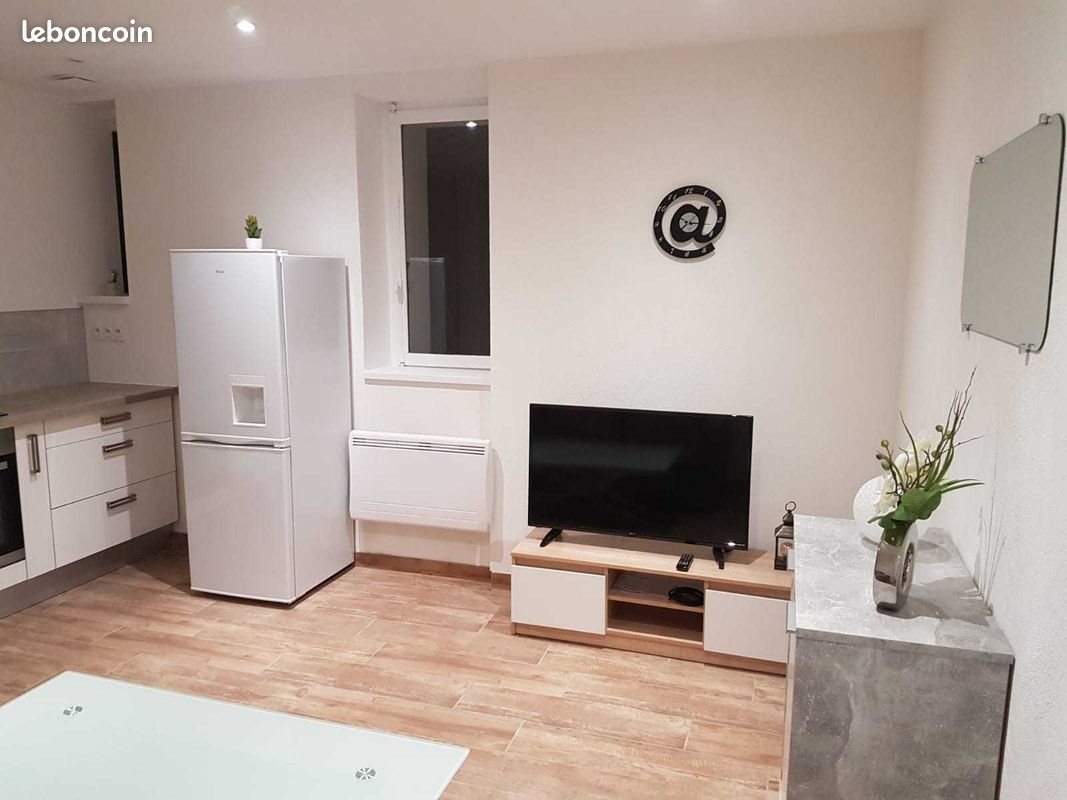 Appartement à louer, 30m², Viry