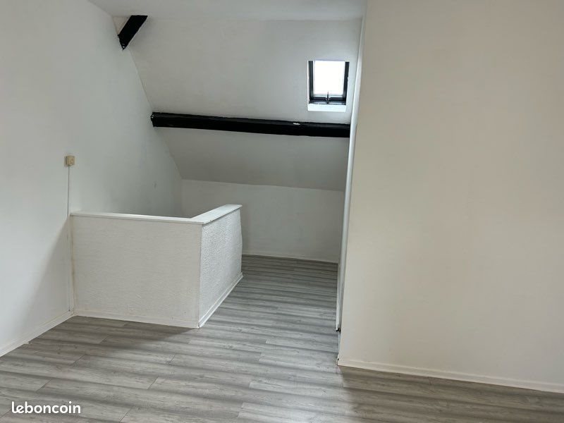Appartement à louer, 90m², Feignies