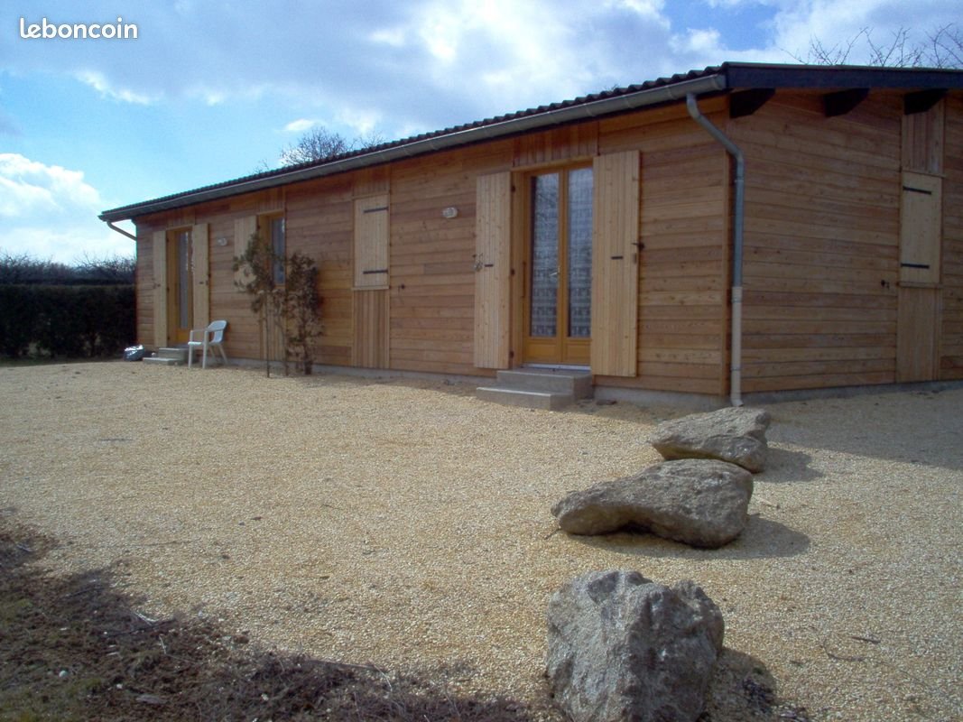 Maison à louer, 80m², Quintenas