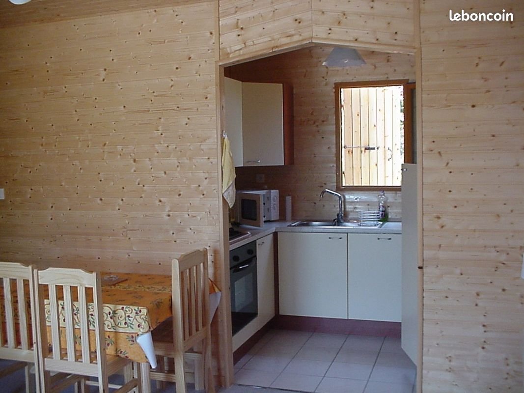 Maison à louer, 80m², Quintenas