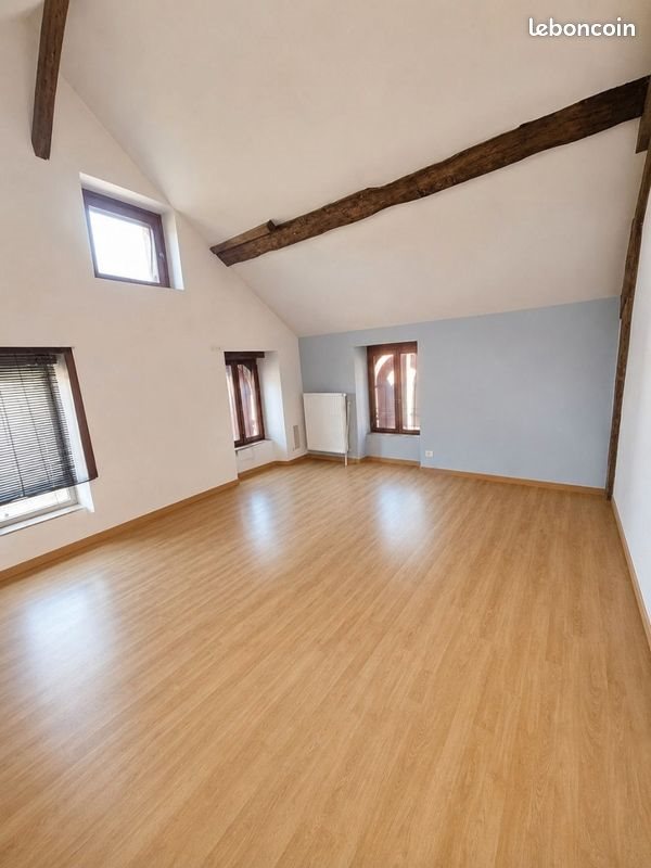 Appartement à louer, 70m², Savigny-lès-Beaune