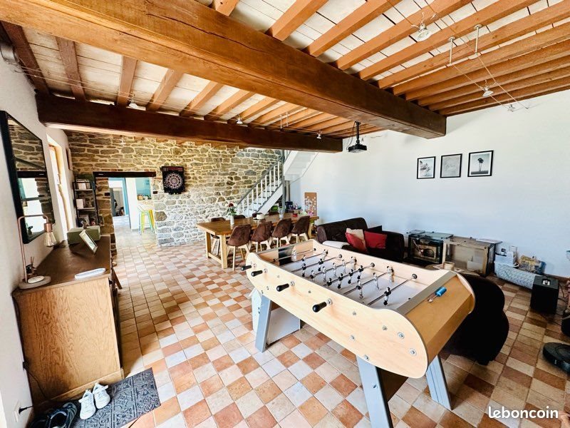 Maison à vendre, 195m², Saint-Sernin-du-Plain