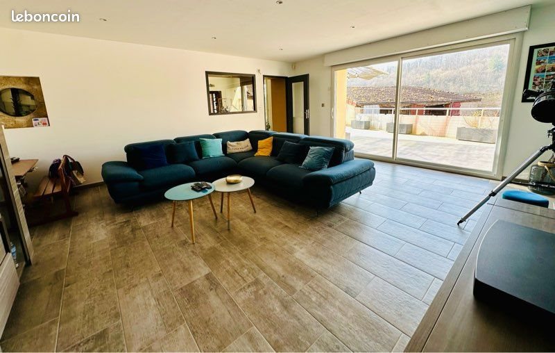 Maison à vendre, 195m², Saint-Sernin-du-Plain