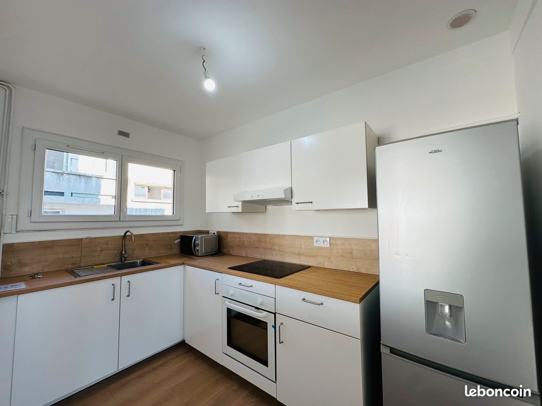 Appartement à louer, 70m², Toulon