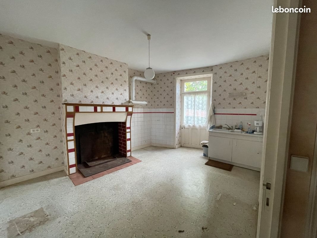 Maison à vendre, 210m², Piégut-Pluviers