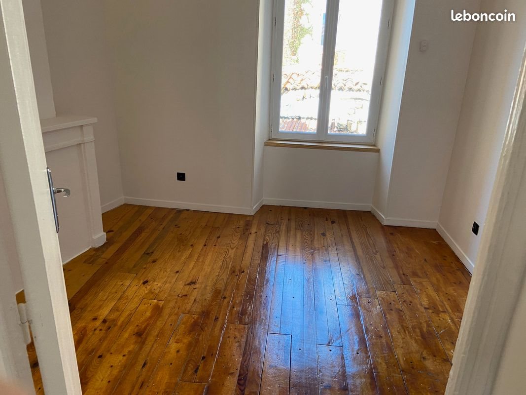 Appartement à louer, 28m², Rouillac