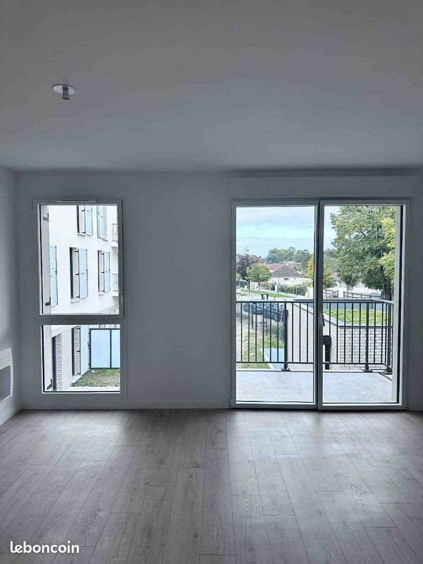 Appartement à louer, 47m², Compiègne