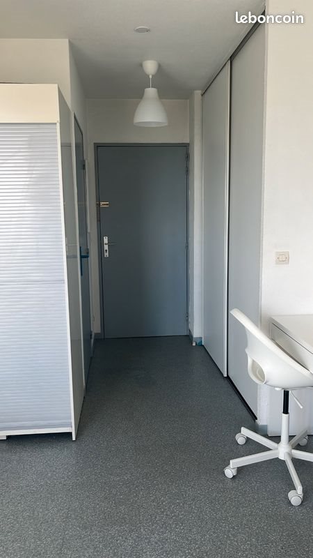 Appartement à louer, 19m², Elancourt