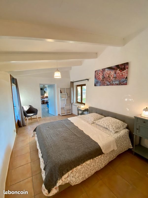 Appartement à louer, 55m², Violès