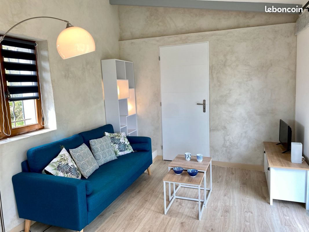 Appartement à louer, 55m², Violès