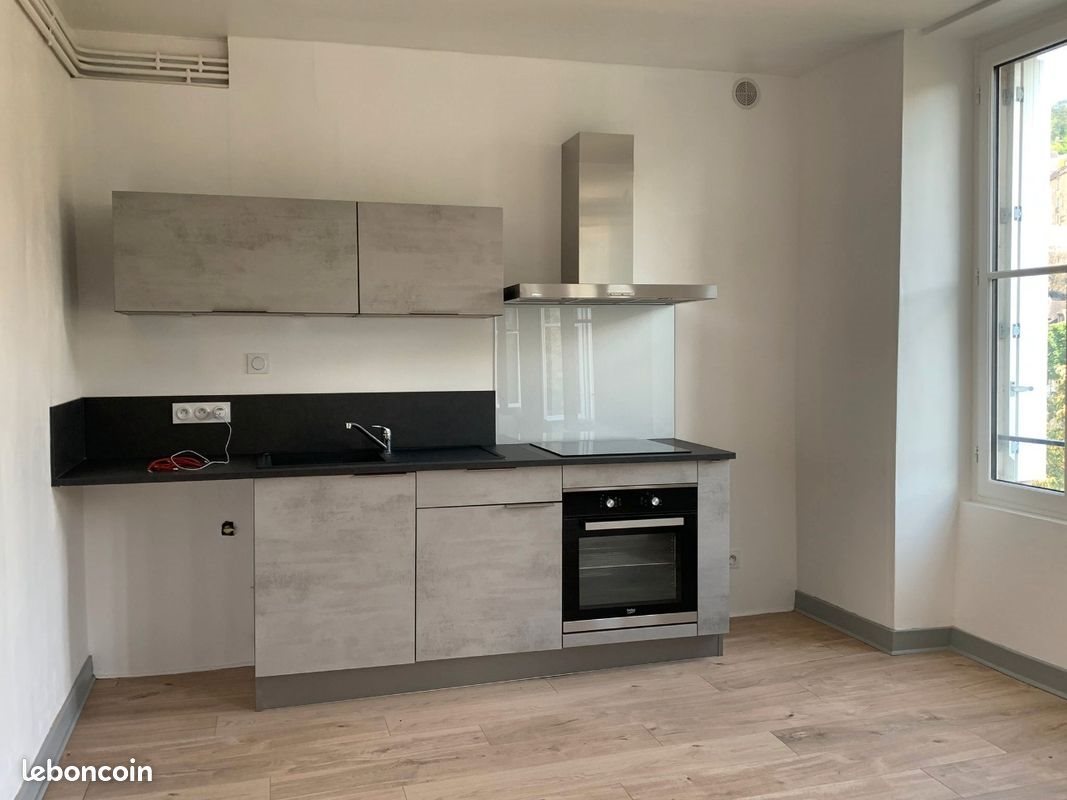 Appartement à louer, 50m², Terrasson-Lavilledieu