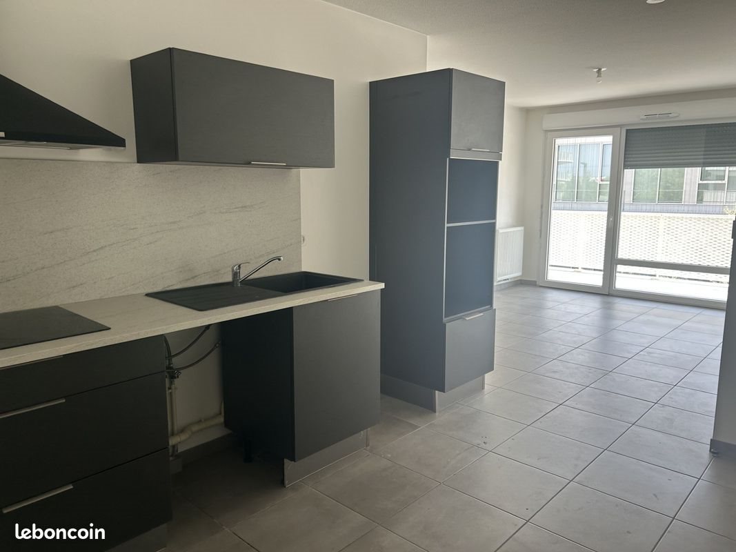 Appartement à louer, 42m², Vaulx-en-Velin