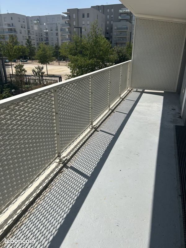 Appartement à louer, 42m², Vaulx-en-Velin
