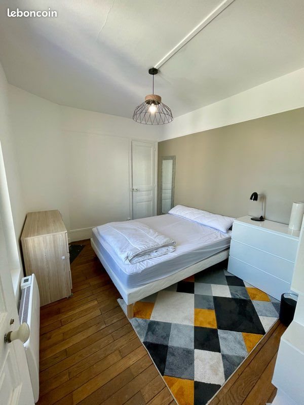 Appartement à louer, 28m², Suresnes