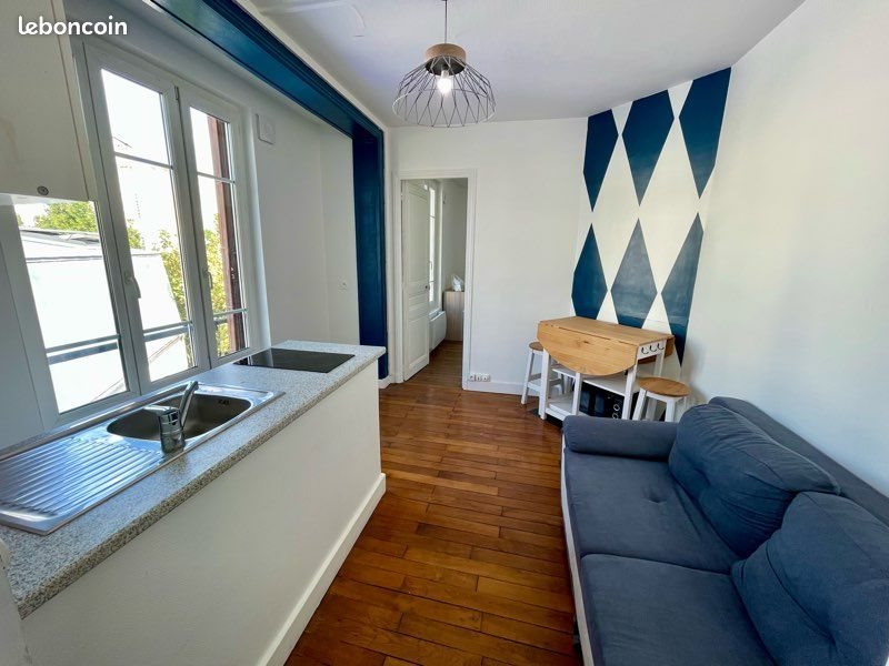 Appartement à louer, 28m², Suresnes