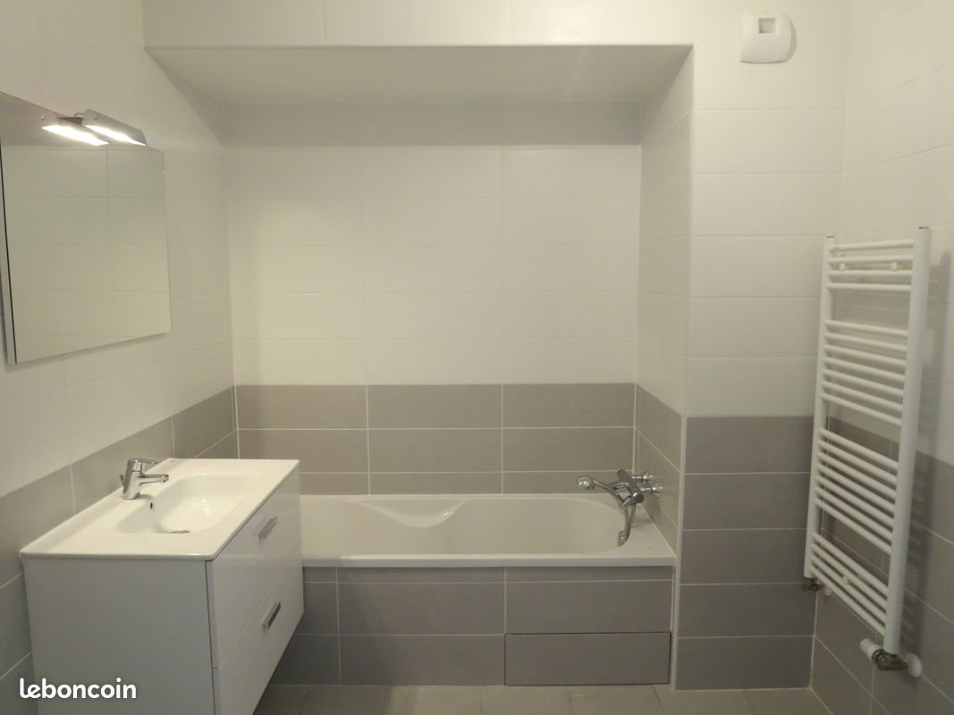 Appartement à louer, 45m², Fontaines-sur-Saône