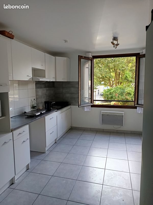 Appartement à vendre, 30m², Saint-Genis-Laval