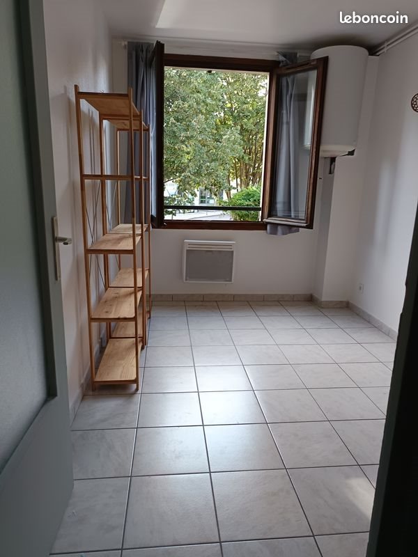 Appartement à vendre, 30m², Saint-Genis-Laval