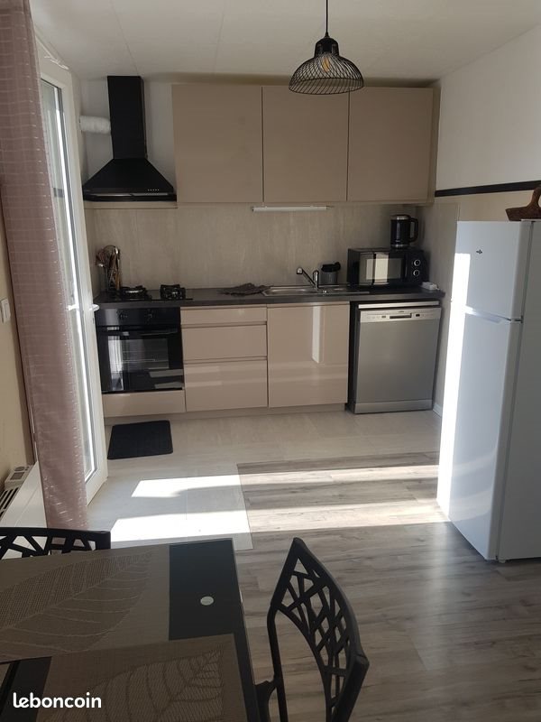 Appartement à louer, 39m², Fréjus