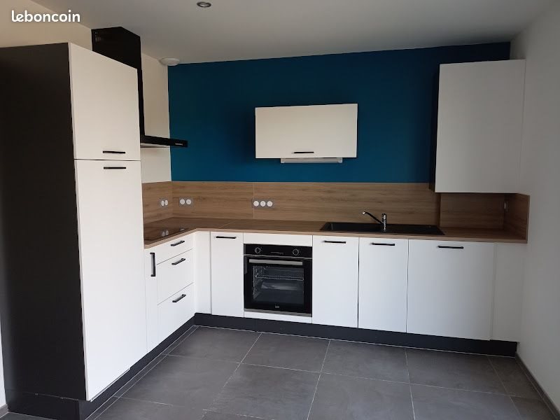 Appartement à louer, 70m², Stuckange