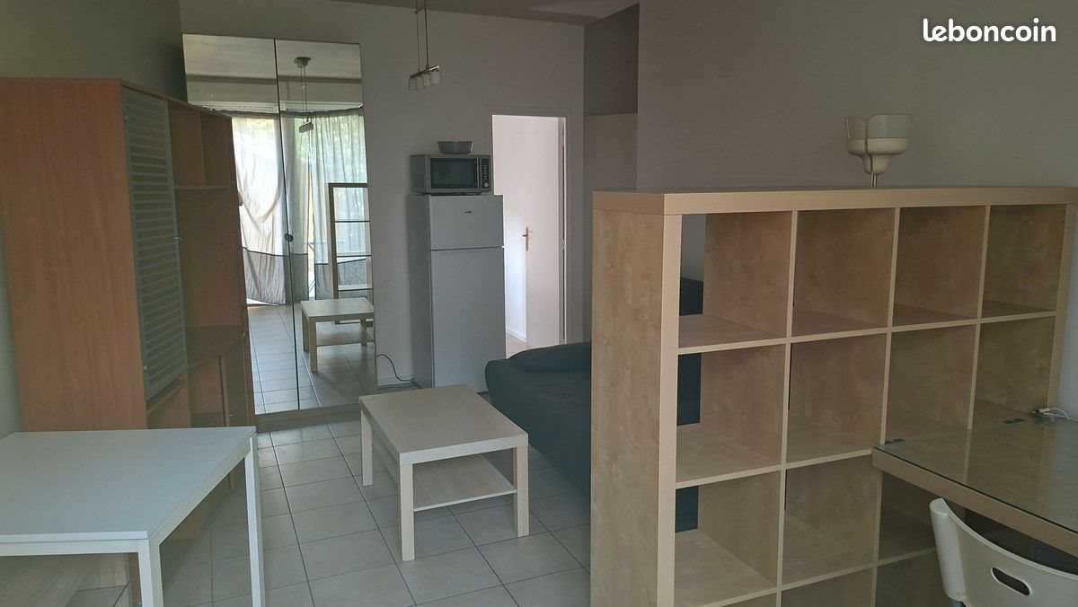 Appartement à louer, 33m², Nîmes