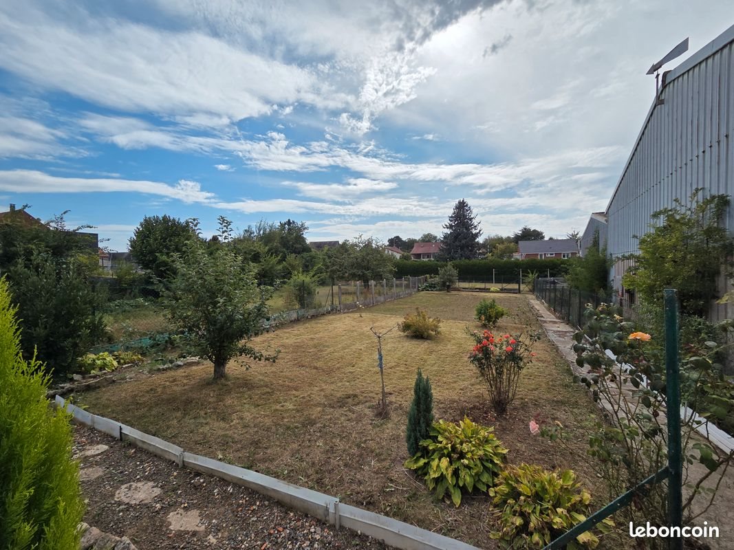 Maison à louer, 105m², Gouzeaucourt