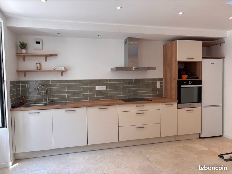 Maison à louer, 81m², Pont-Croix