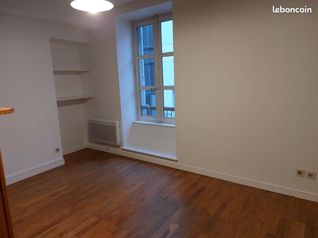 Appartement à louer, 25m², Lons-le-Saunier