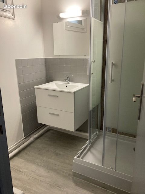 Appartement à louer, 27m², Rochefort