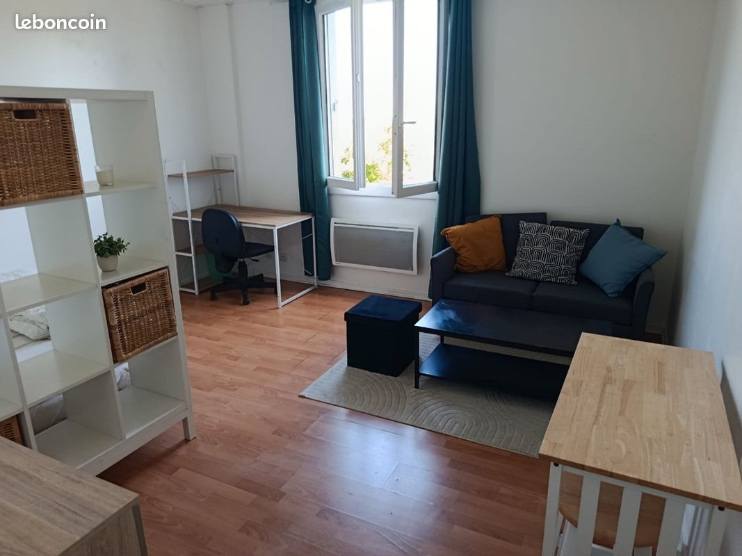 Appartement à louer, 25m², Angoulême