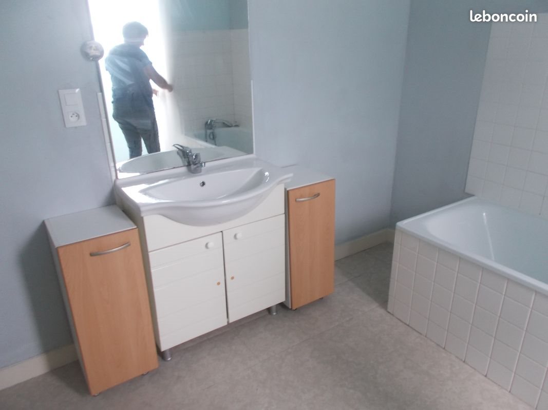 Appartement à louer, 93m², Saint-Hilaire-du-Harcouët