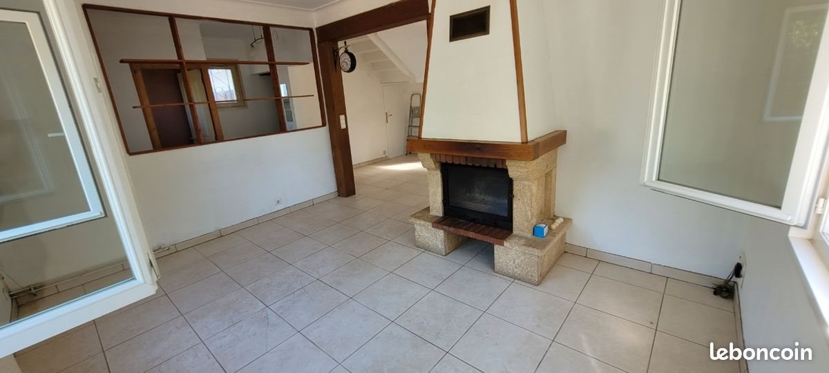 Maison à louer, 80m², Montayral