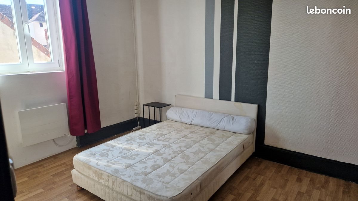 Appartement à louer, 29m², Saint-Amand-Montrond