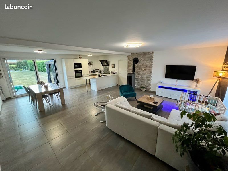 Maison à vendre, 160m², Guécélard