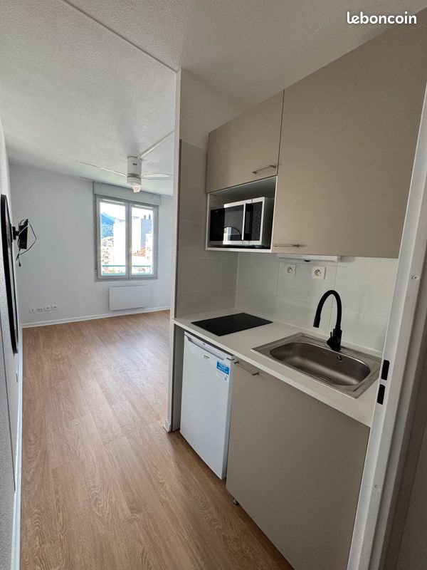 Appartement à louer, 19m², Fontaine