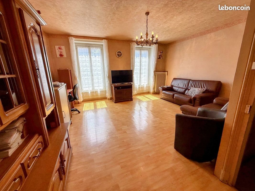 Maison à vendre, 150m², Tenay