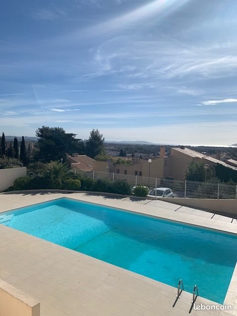 Appartement à louer, 28m², Hyères