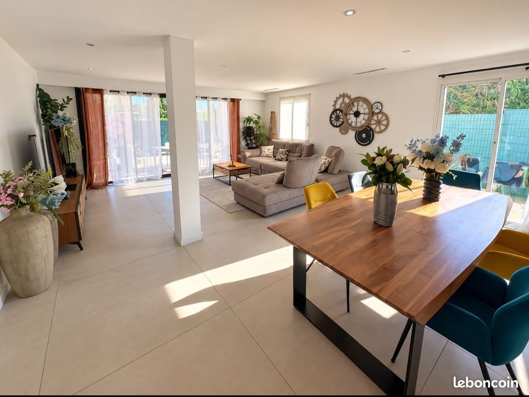 Maison à vendre, 255m², Grasse