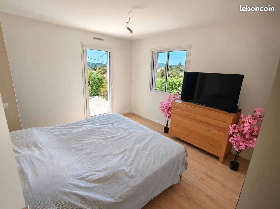 Maison à vendre, 255m², Grasse