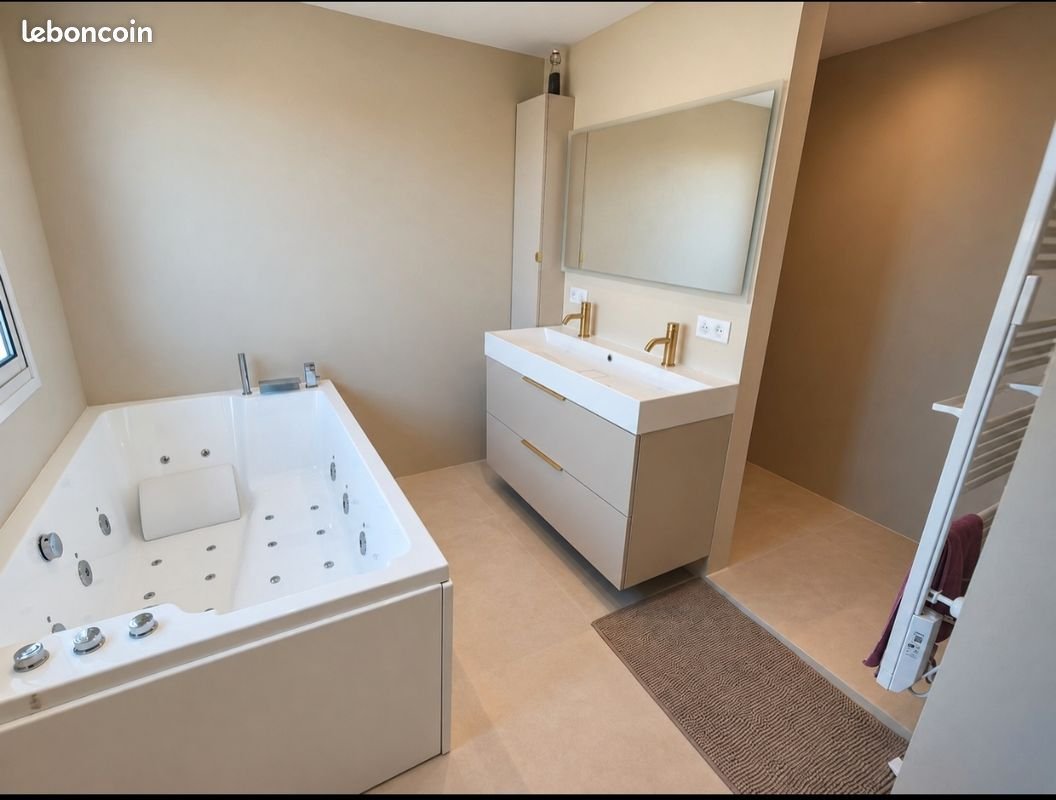 Maison à vendre, 255m², Grasse