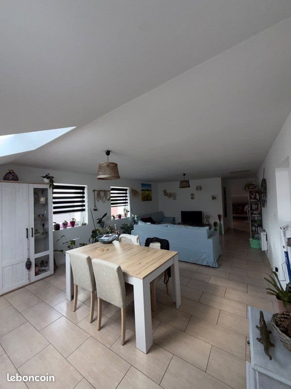 Appartement à louer, 95m², Vaudreching
