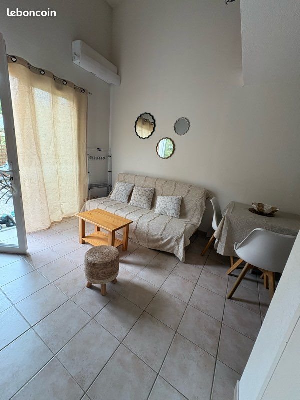 Maison à louer, 27m², Calvisson