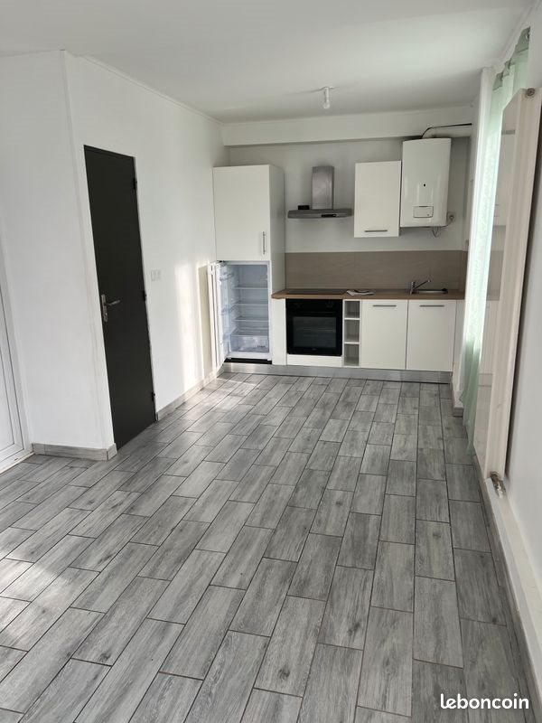 Maison à louer, 71m², Saint-Maixent-l'École