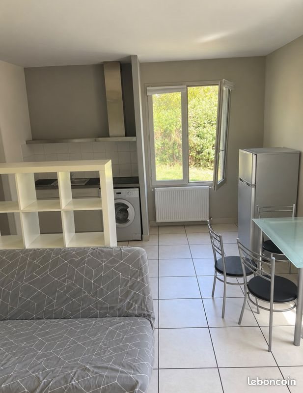 Appartement à louer, 40m², Écully