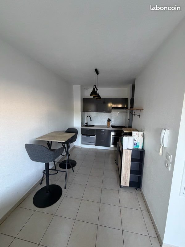 Appartement à louer, 40m², Bassens