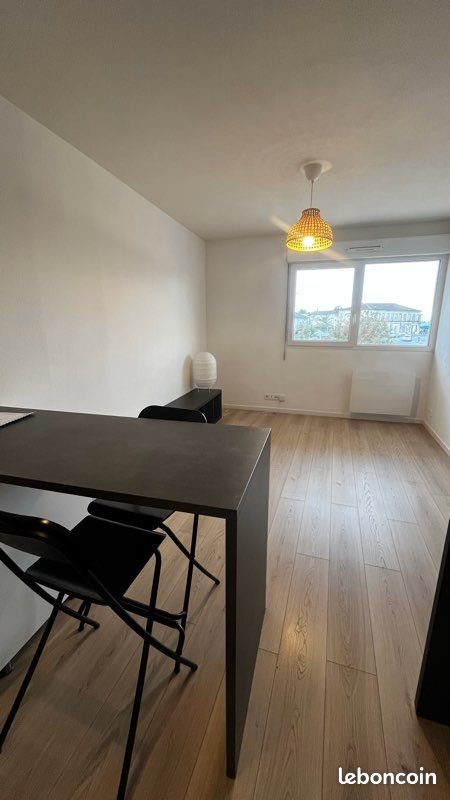 Appartement à louer, 34m², Fargues-Saint-Hilaire