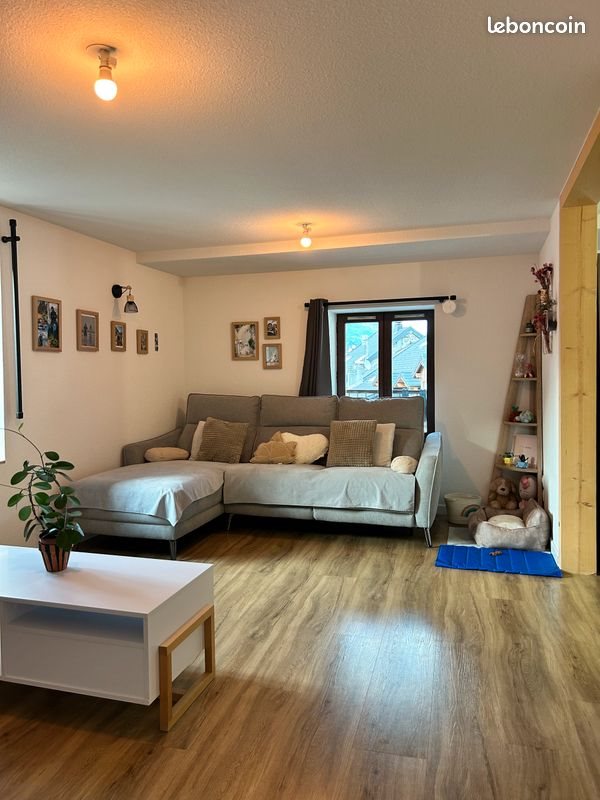 Appartement à louer, 55m², Thônes