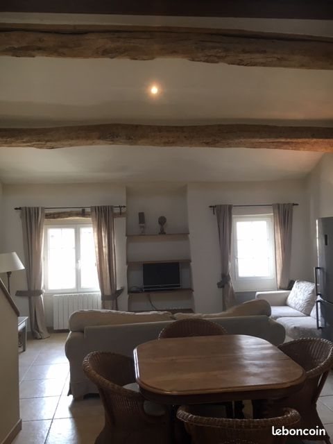 Appartement à louer, 65m², Carcès
