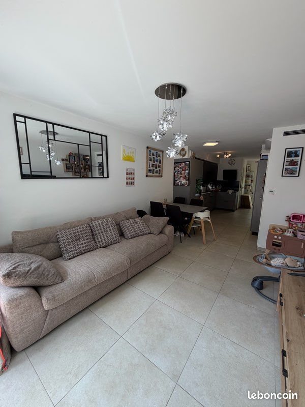 Appartement à louer, 64m², Nice